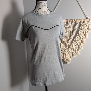 4/$20 Aritzia Golden Tna Casual Gray Women's Tee with Black Accent